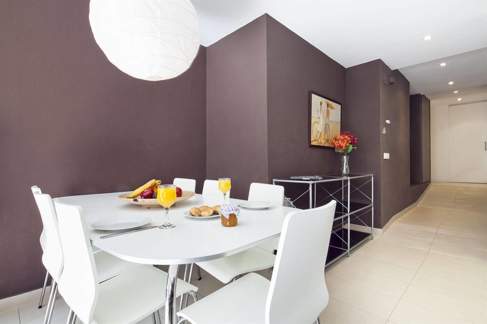 Inside Barcelona Apartments Sants מראה חיצוני תמונה